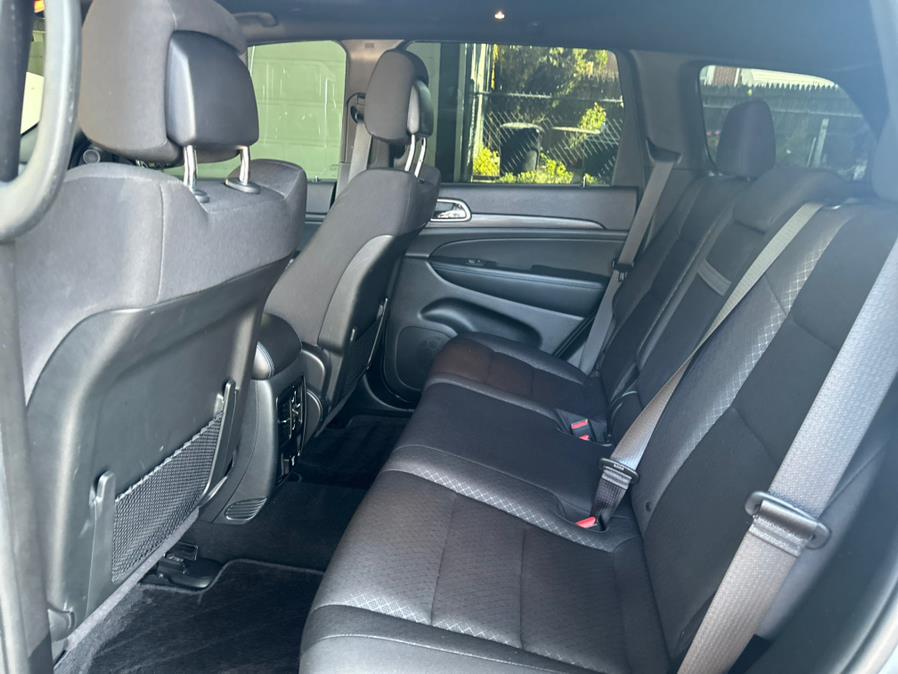 2019 Jeep Grand Cherokee Altitude 4x4 photo
