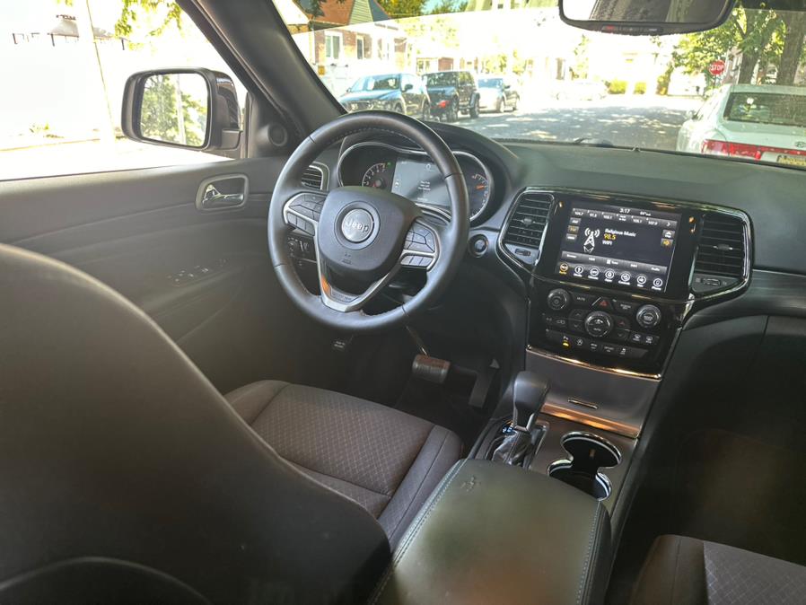 2019 Jeep Grand Cherokee Altitude 4x4 photo