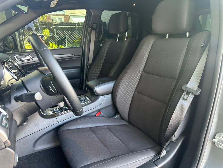 2019 Jeep Grand Cherokee Altitude 4x4 photo