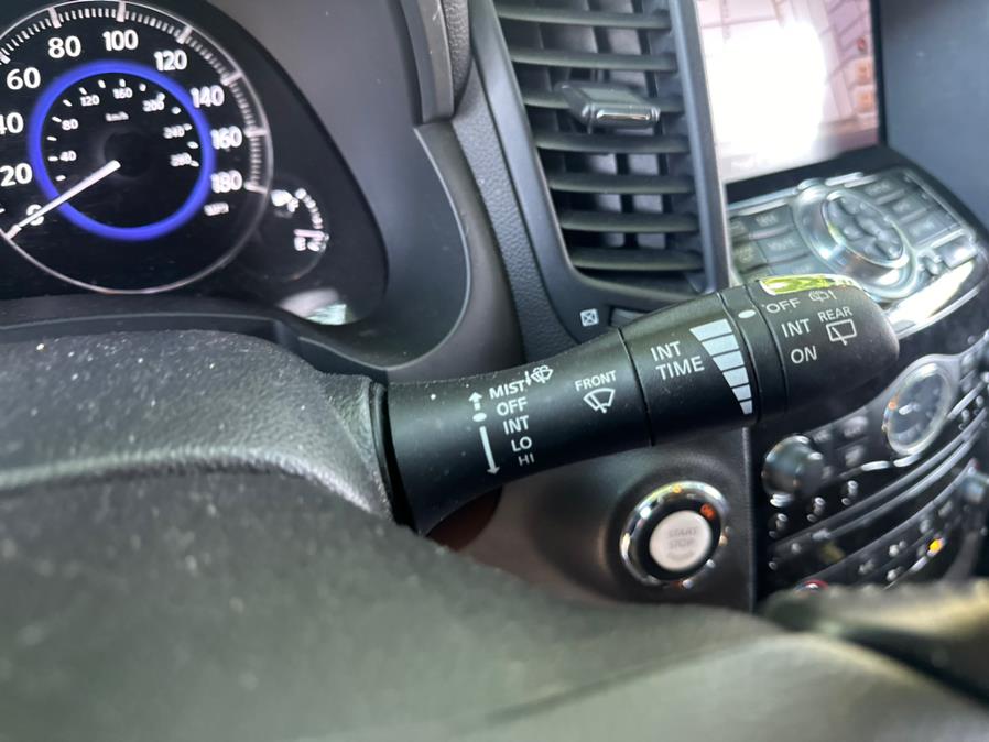 2013 Infiniti FX37 photo