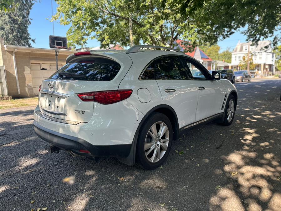 2013 Infiniti FX37 photo