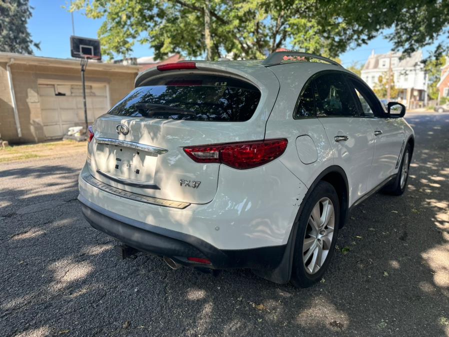 2013 Infiniti FX37 photo