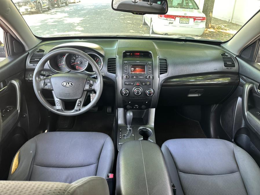 2013 Kia Sorento LX photo