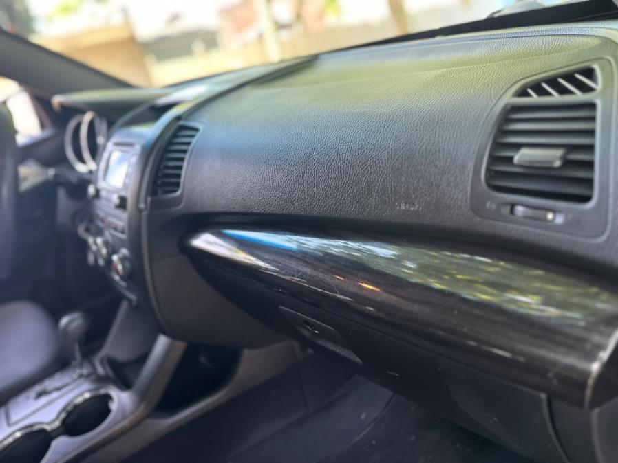 2013 Kia Sorento LX photo