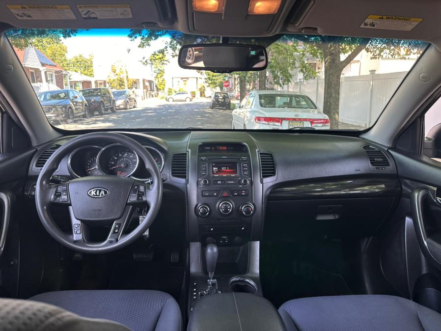 2013 Kia Sorento LX photo