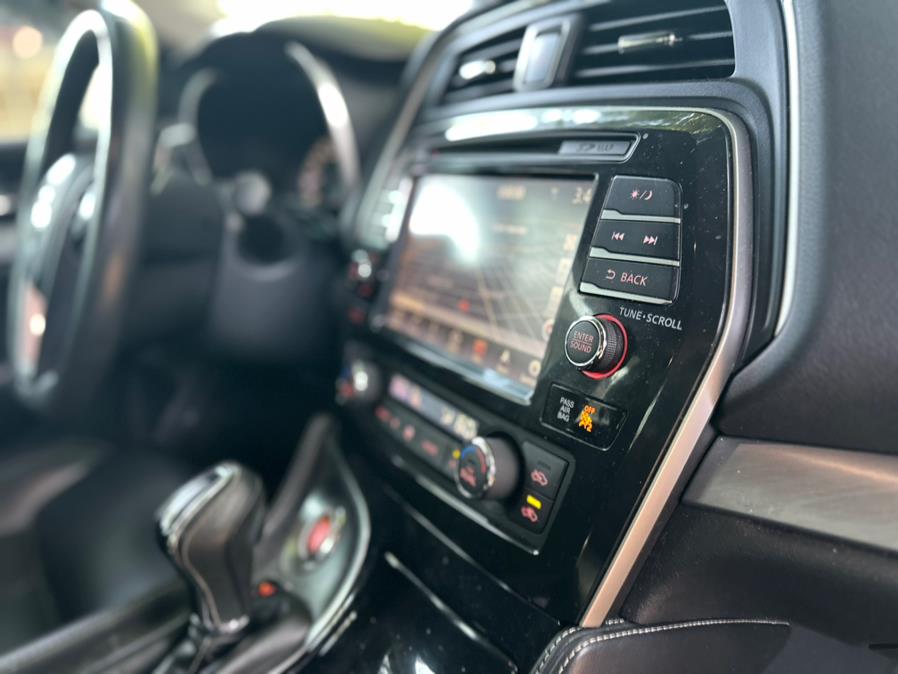 2017 Nissan Maxima SV 3.5L photo
