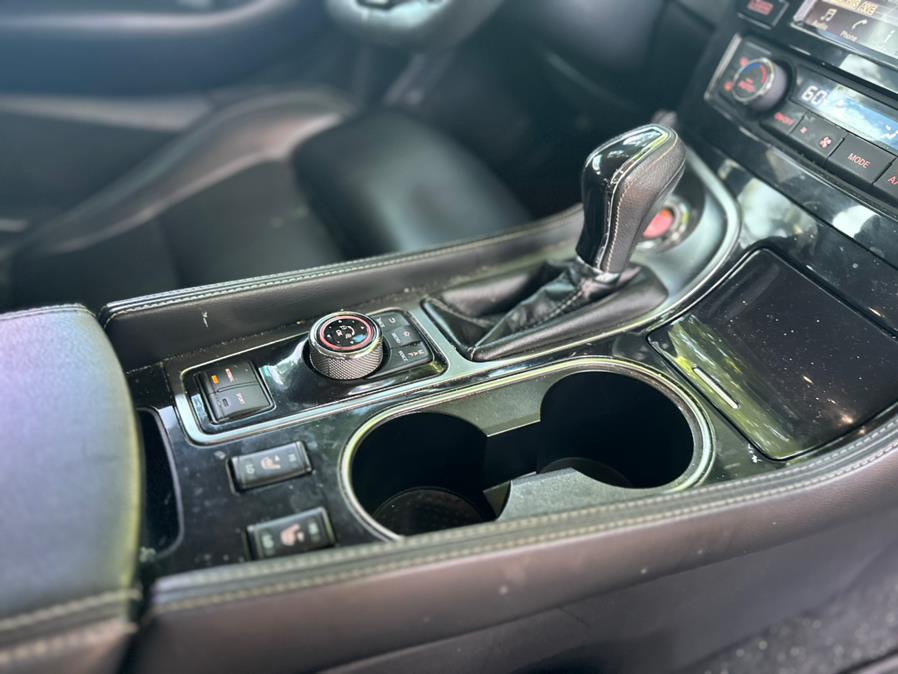 2017 Nissan Maxima SV 3.5L photo