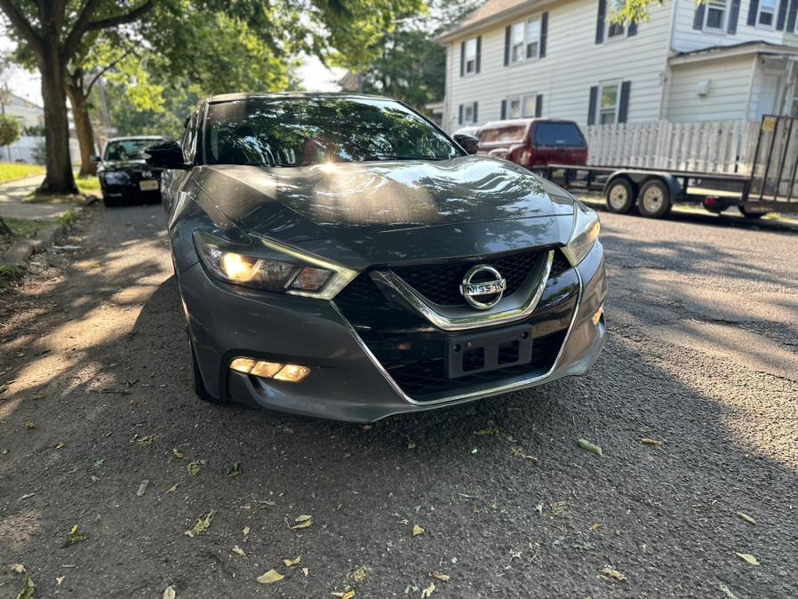 2017 Nissan Maxima SV 3.5L photo