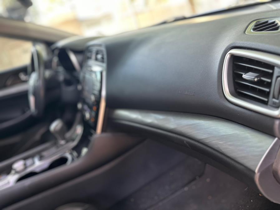 2017 Nissan Maxima SV 3.5L photo