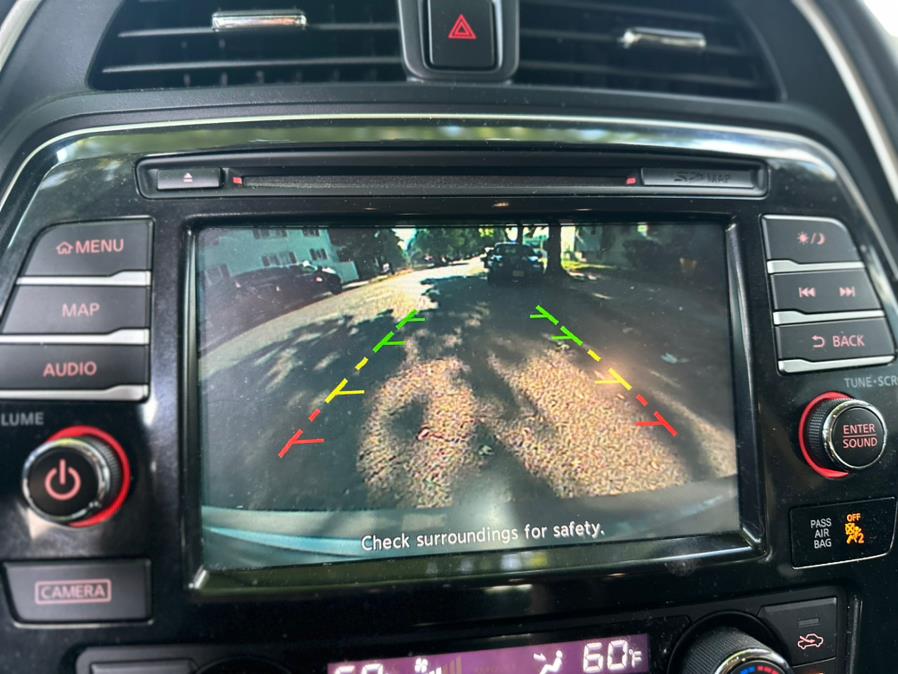 2017 Nissan Maxima SV 3.5L photo