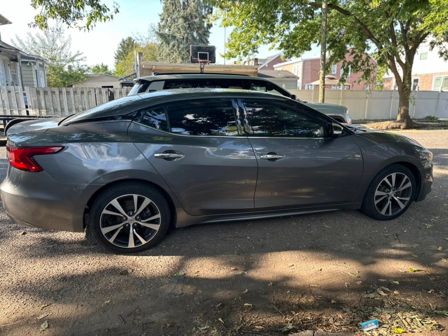 2017 Nissan Maxima SV 3.5L photo