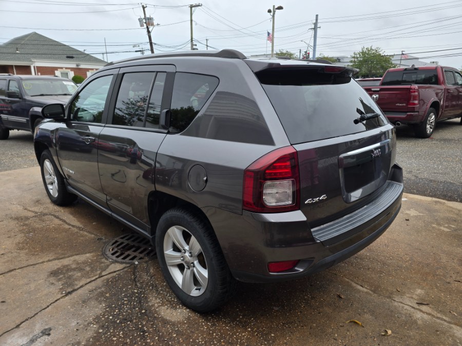 2016 Jeep Compass 4WD 4dr Sport photo