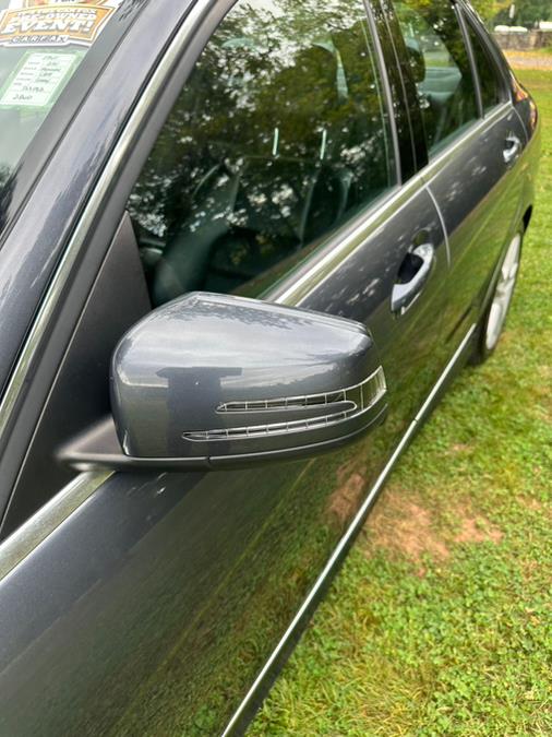 2011 Mercedes-Benz C-Class C300 4MATIC Luxury photo