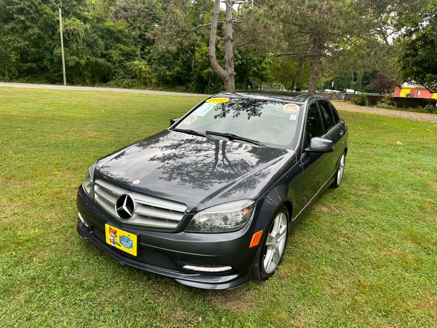 2011 Mercedes-Benz C-Class C300 4MATIC Luxury photo