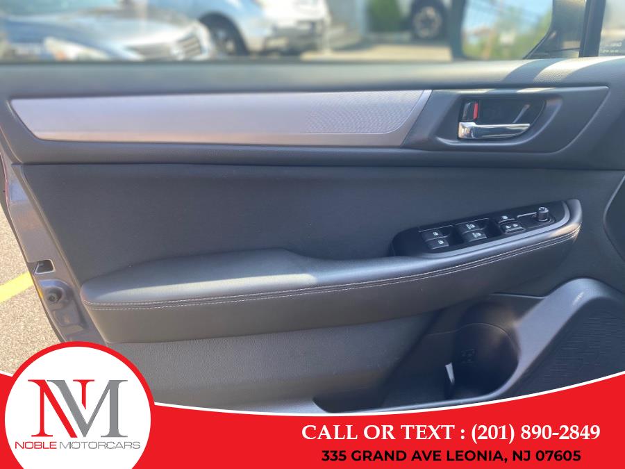 2015 Subaru Outback 4dr Wgn 2.5i Premium PZEV photo