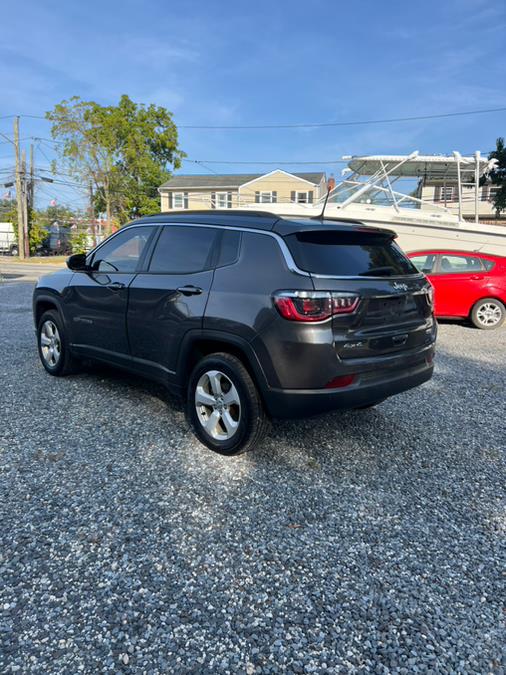 2017 Jeep Compass Latitude 4x4 photo