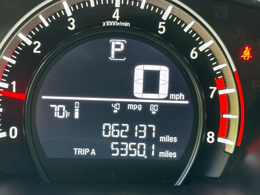 2018 Honda CIVIC SEDAN LX CVT photo