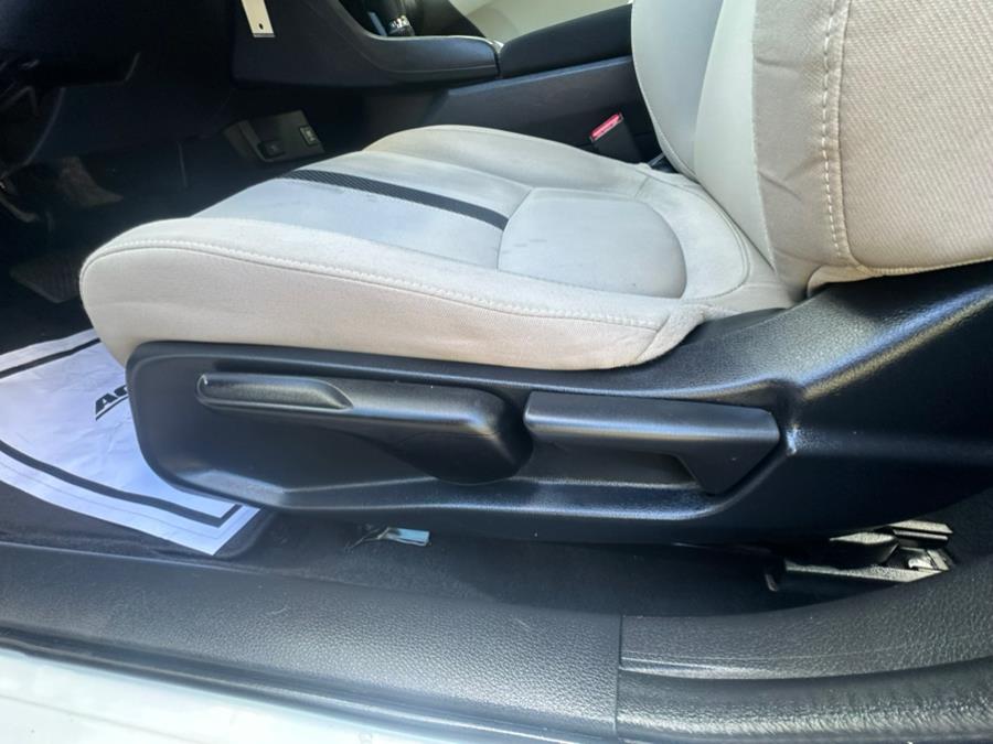 2018 Honda CIVIC SEDAN LX CVT photo