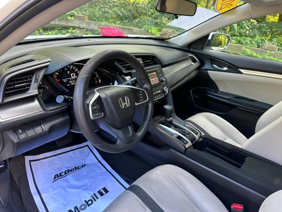 2018 Honda CIVIC SEDAN LX CVT photo