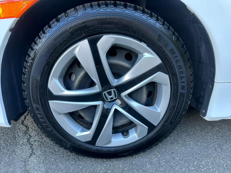 2018 Honda CIVIC SEDAN LX CVT photo