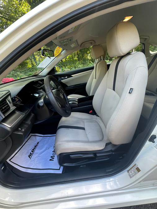 2018 Honda CIVIC SEDAN LX CVT photo