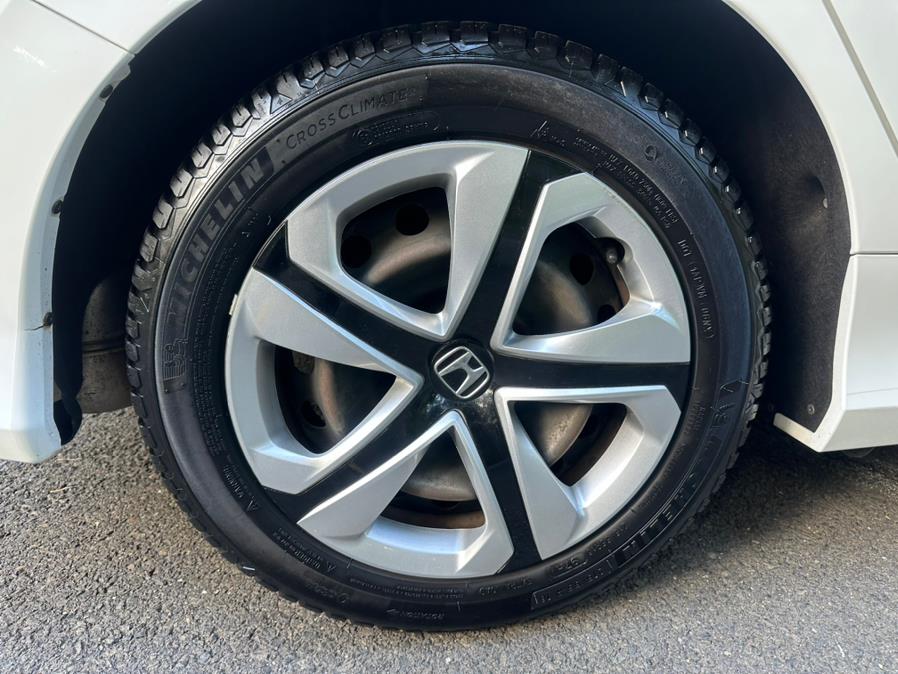 2018 Honda CIVIC SEDAN LX CVT photo