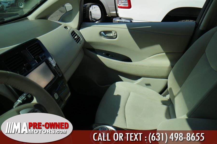 2012 Nissan LEAF SV photo