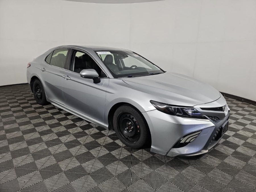 2018 Toyota Camry SE Auto (Natl) photo