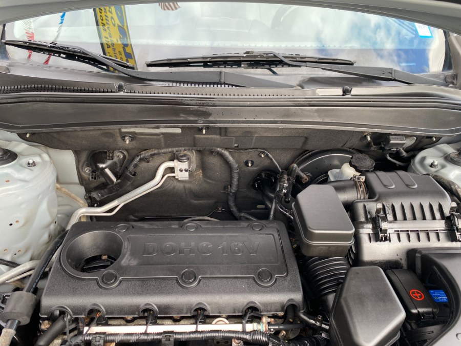 2010 Hyundai Santa Fe GLS photo