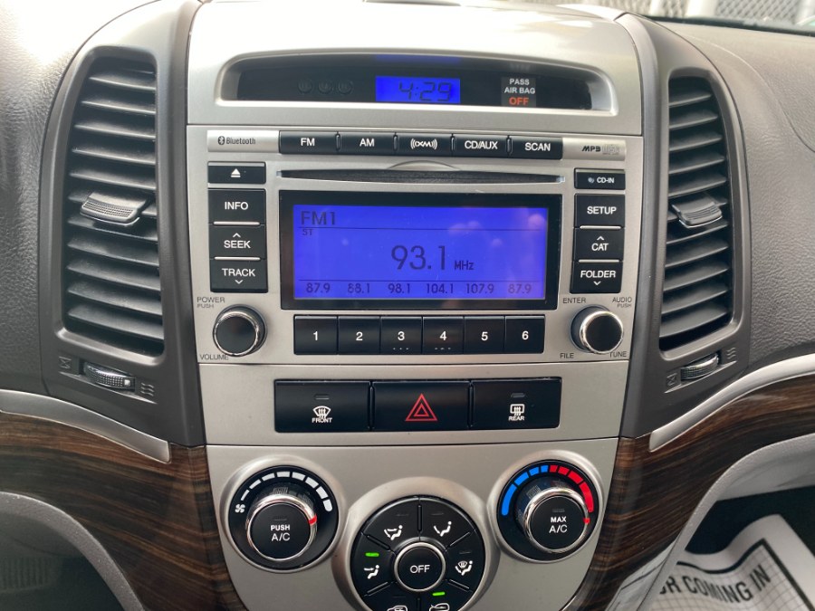 2010 Hyundai Santa Fe GLS photo