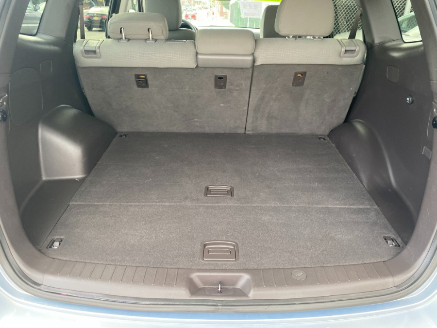 2010 Hyundai Santa Fe GLS photo