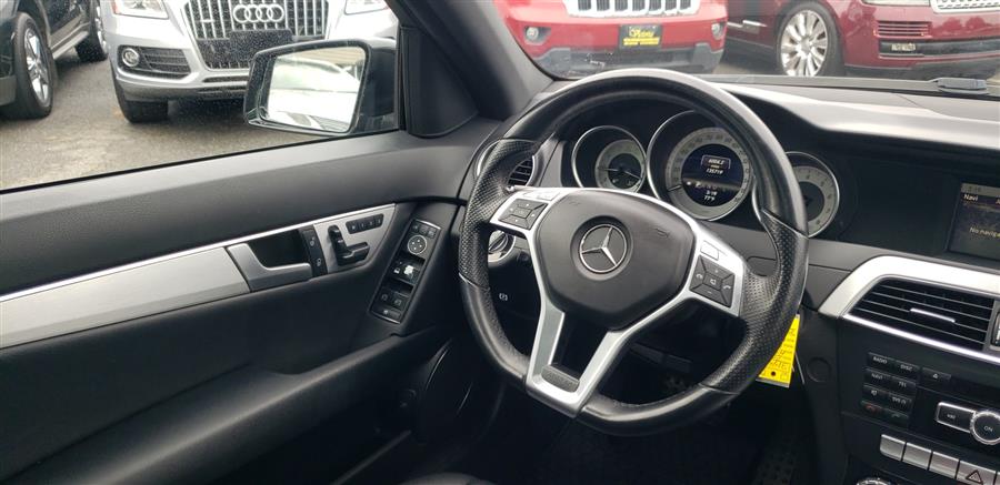 2013 Mercedes-Benz C-Class C300 4MATIC Luxury photo