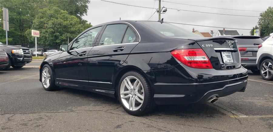 2013 Mercedes-Benz C-Class C300 4MATIC Luxury photo