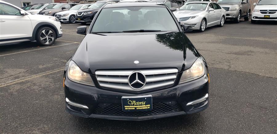 2013 Mercedes-Benz C-Class C300 4MATIC Luxury photo