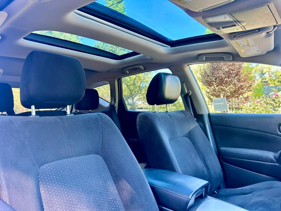2012 Nissan Murano LE photo
