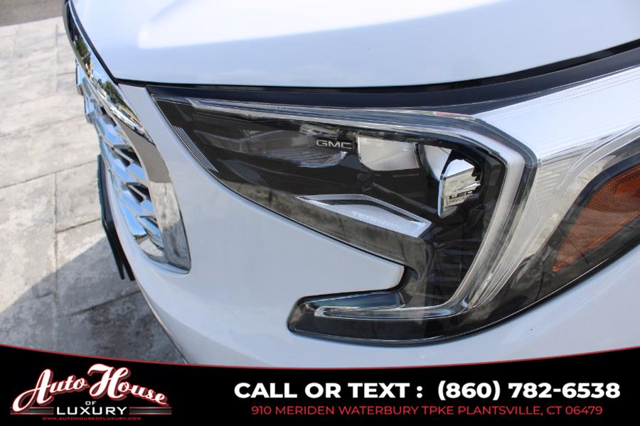 2019 GMC Terrain AWD 4dr Denali photo