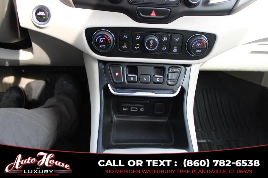 2019 GMC Terrain AWD 4dr Denali photo