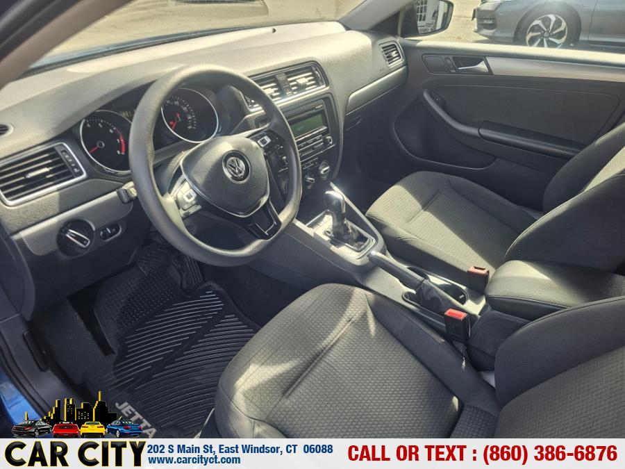 2015 Volkswagen Jetta Sedan 4dr Auto 1.8T SE PZEV photo