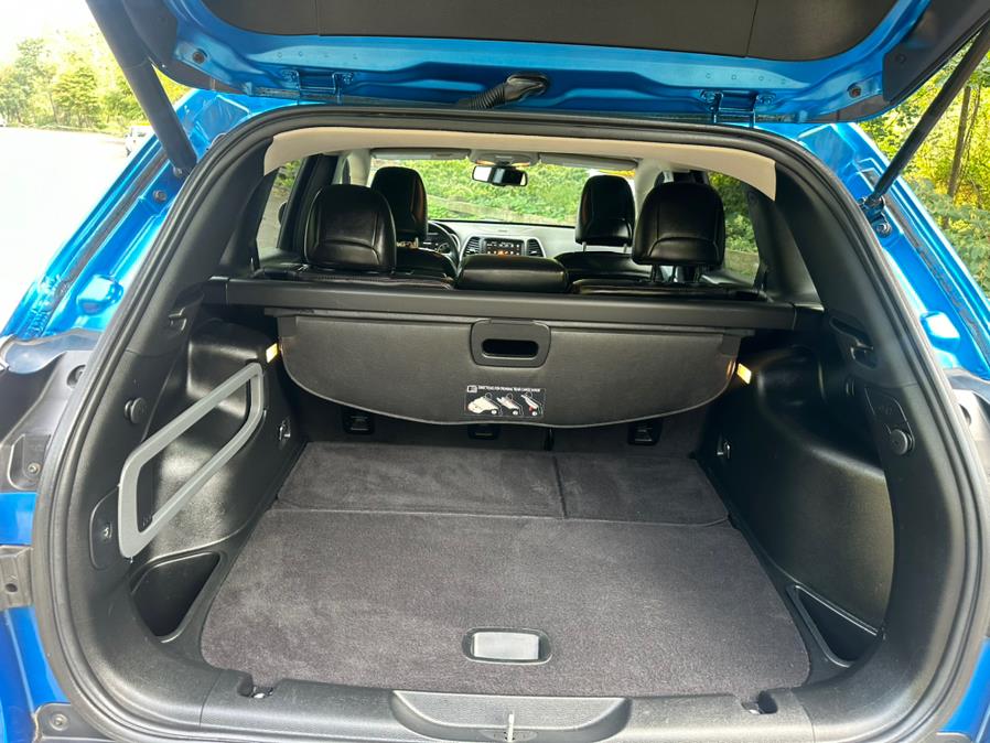 2017 Jeep Cherokee Trailhawk L Plus 4x4 photo