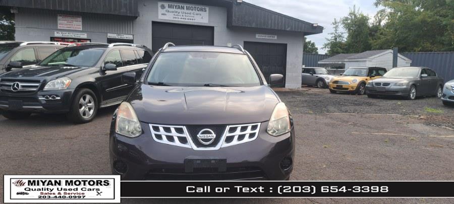 2013 Nissan Rogue S photo