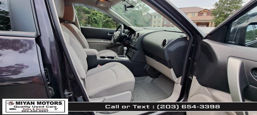 2013 Nissan Rogue S photo