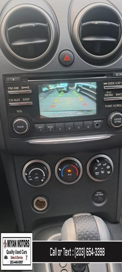 2013 Nissan Rogue S photo