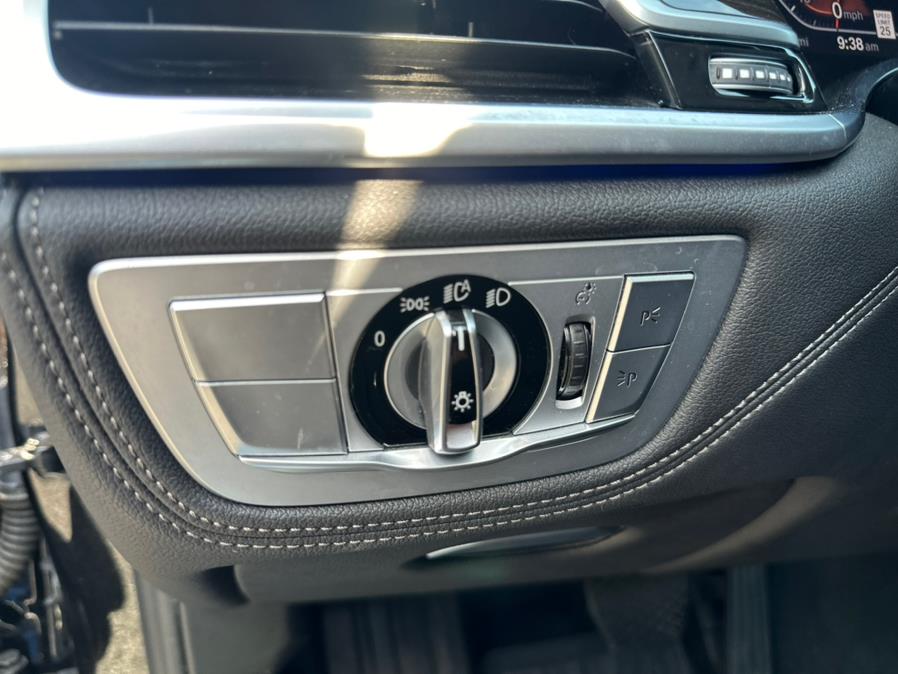 2021 BMW 7-Series 740i xDrive Sedan photo