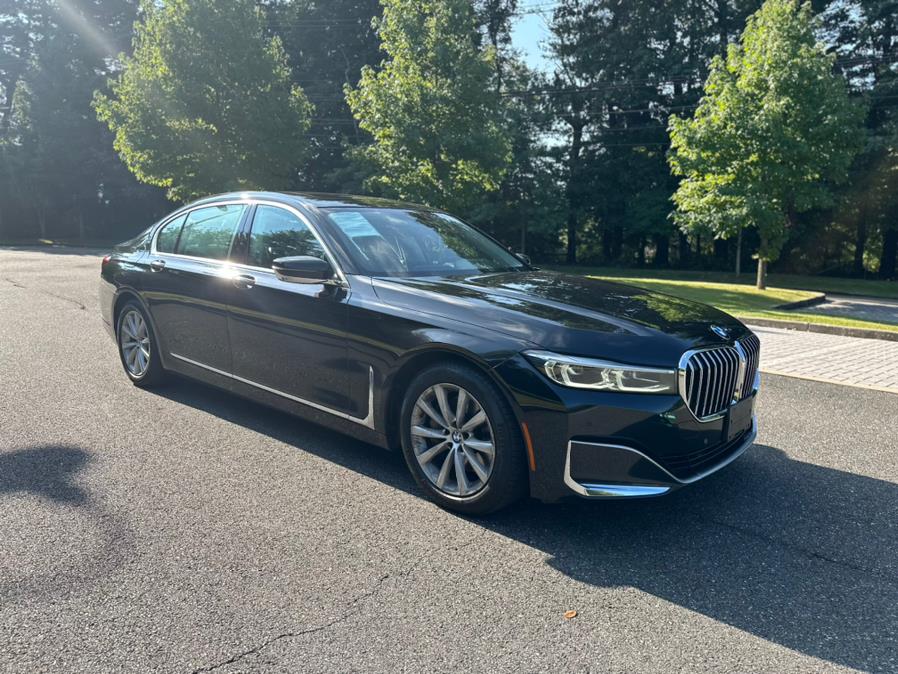 2021 BMW 7-Series 740i xDrive Sedan photo