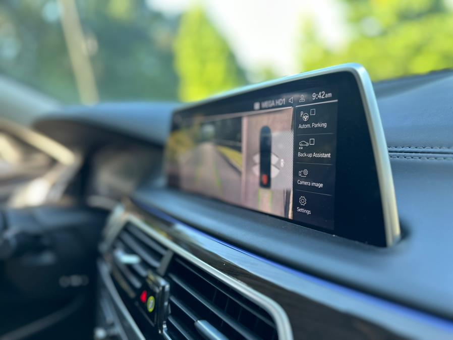 2021 BMW 7-Series 740i xDrive Sedan photo