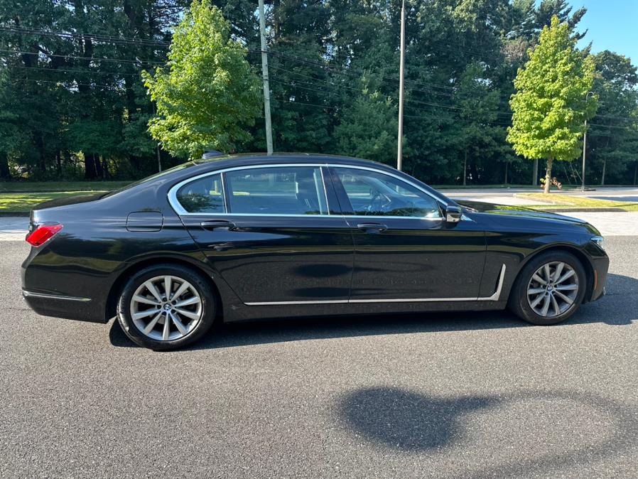 2021 BMW 7-Series 740i xDrive Sedan photo