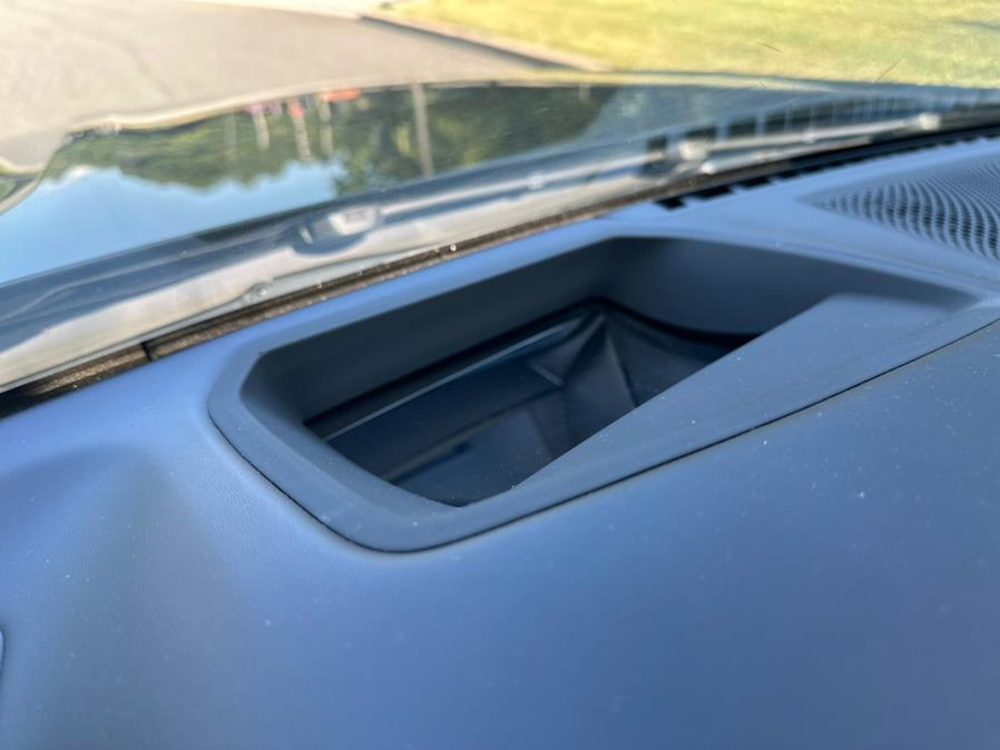 2021 BMW 7-Series 740i xDrive Sedan photo