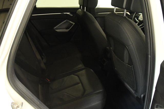 2021 Audi Q3 quattro Premium 40 TFSI photo
