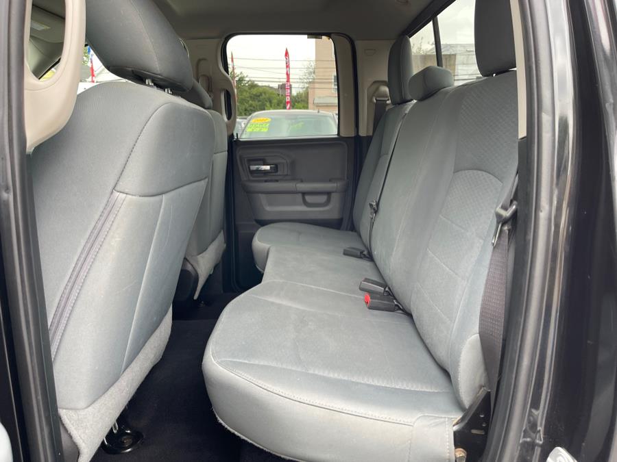 2018 RAM 1500 SLT 4x4 Quad Cab 6''4