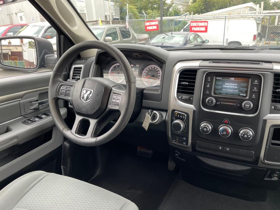 2018 RAM 1500 SLT 4x4 Quad Cab 6''4